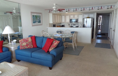 Windy Hill Condo | Immaculate, luxury, oceanfront, roomy beach, 6th flr private balcony, R&R peace