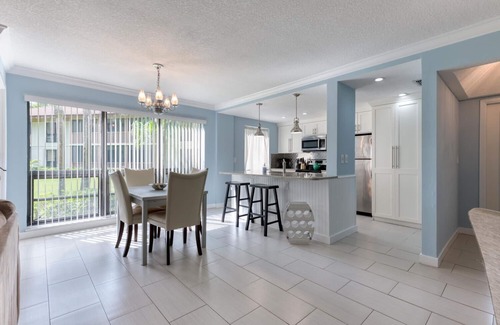 Hunt Club Condo | Immaculate PGA National Golf Villa