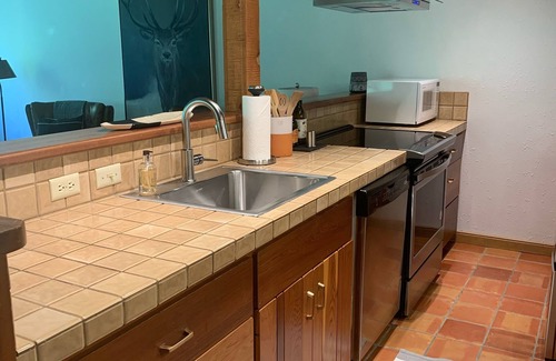 Moose Wilson Road Condo | Immaculate Updated Condo, 5 Minutes from Skiing!