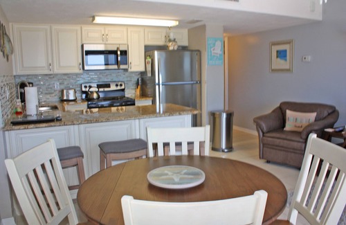 Daytona Beach Shores Condo | *Immaculate Ocean Front Condo w/great Rates at the Sunglow* in Daytona Beach