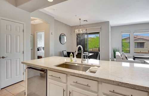 North Scottsdale Condo | Immaculately Clean and updated Condo in McDowell Mtn Ranch