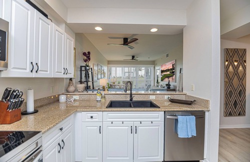 Naples Condo | Immaculately decorated in Amenity Rich Golf Resort