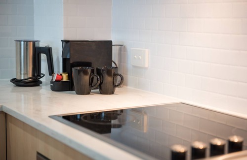 Airlie Beach Apartment | Immaculately presented, this apartment makes for a great Airlie Beach holiday