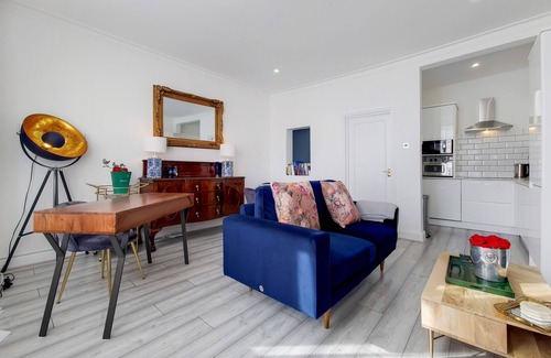 Earl's Court Apartment | Immaculately presented 1BR Apt