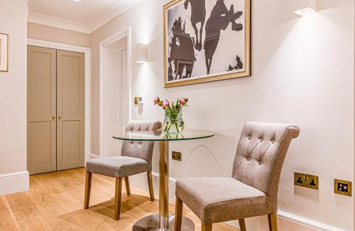 Brompton & Hans Town Apartment | Immense Studio, Prime location Belgravia, Chelsea
