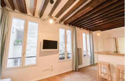 Quartier Sainte-Avoye Apartment | Immersion parisienne, Appartement au centre Paris