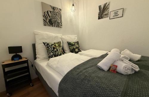 Fallersleben Apartment | Immo-Vision - Modern Living Apartments, Zentral, Parkplatz, Küche, Wlan