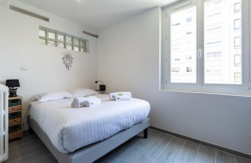 Carnot Apartment | IMMOGROOM - Renovated - Terrace - Air conditioning - Quiet - Carnot