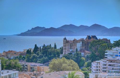 Riou - Petit Juas - Av de Grasse Apartment | IMMOGROOM - Terrace- Parking - Quiet place - CONGRESSBEACHES