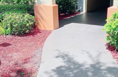Naples Condo | Immokalee road close to everything
