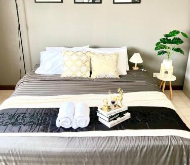 Ban Mai Apartment | Impact Arena Condo C1 by GoodRoom24