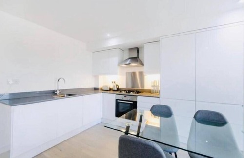 Woolwich Apartment | Impeccable 1-Bed Apartment in London