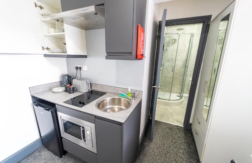 Selly Oak Apartment | Impeccable 1-Bed Studio in Birmingham