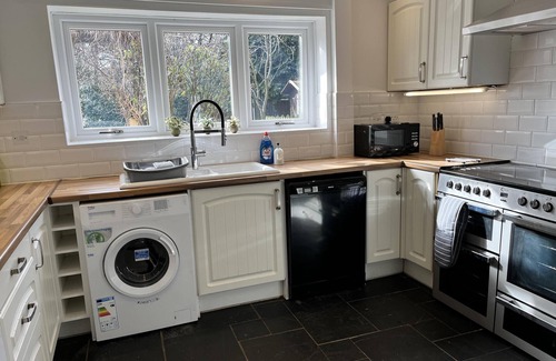 Nottingham House | Impeccable 3-Bed House in Nottingham Free Parking