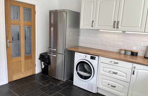 Nottingham House | Impeccable 3-Bed House in Nottingham Free Parking