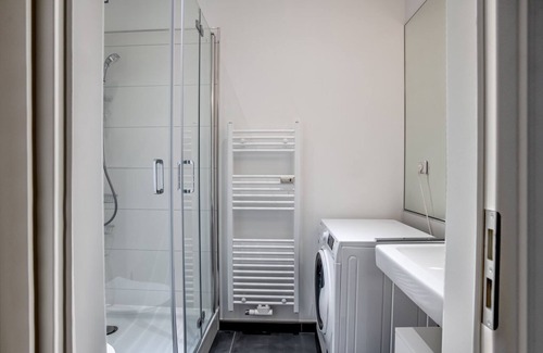 Wilmersdorf Apartment | Impeccable Charlottenburg Studio nr KaDeWe, by Blueground