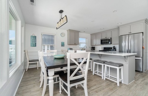 Atlantic Beach House | Impeccable home w/pool on the desirable Ocean Ridge Drive of Atlantic Beach, NC