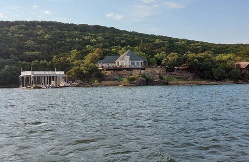 Graford House | Impeccable Home With Stunning Lake Views