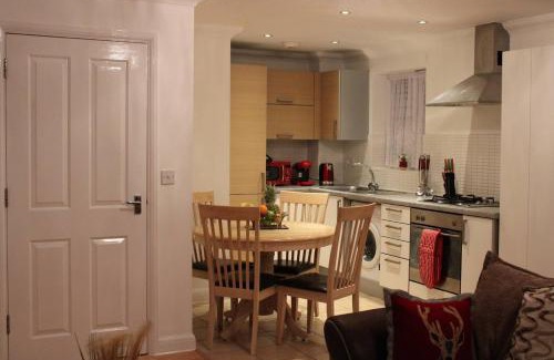 Dagenham Apartment | Impeccable spacious 1-Bed Apart in London Dagenham