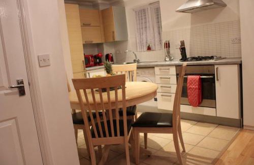 Dagenham Apartment | Impeccable spacious 1-Bed Apart in London Dagenham