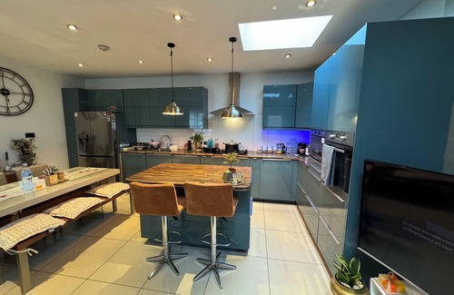 Stonecot Apartment | Imperial Apartment