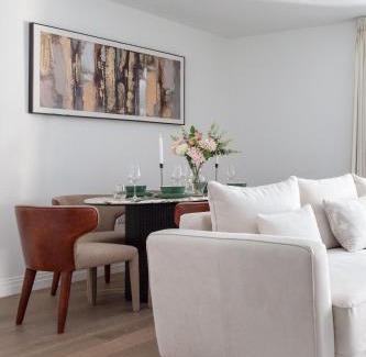 Sands End Apartment | Imperial Riverside Residence