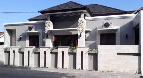 Sewon House | Imperial Villa Syariah