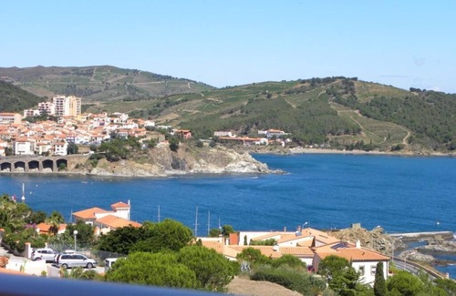 Banyuls-sur-Mer Apartment | IMPRENSABLE VIEW of the MEDITERRANEAN/Beach/Free parking/WIFI/Balcony.