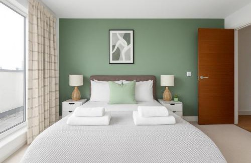 East Putney Apartment | Impressive 2 Bed Penthouse in Wandsworth