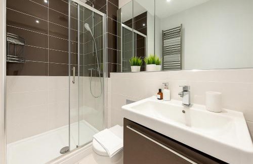 East Putney Apartment | Impressive 2 Bed Penthouse in Wandsworth