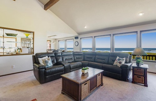 Westport House | Impressive Oceanfront Home