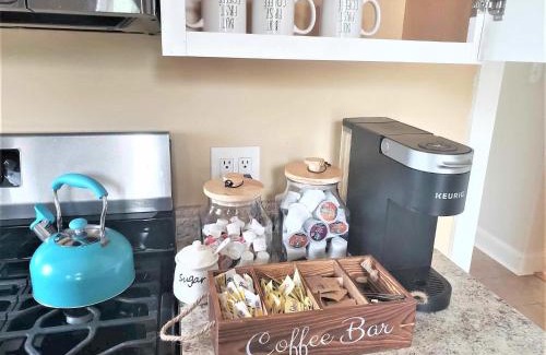 West Hyattsville Bed & Breakfast | Impressive Private Room in Washington DC