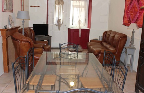 Fanjeaux House | In 1 historic cathar village house 120 m2 + terrace for 2-11 pers.