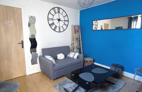 Joinville-le-Pont Apartment | In a quiet area close to the banks of the Marne, ideal accommodation for couples!