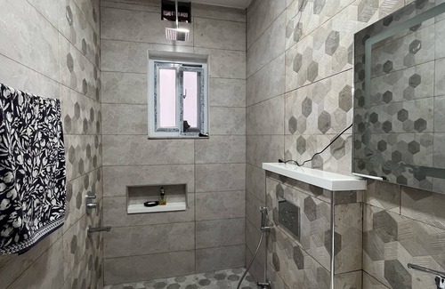 Islamabad Villa | In centre if islamabad easy excess to motorway airport. Prime location of city.