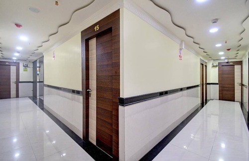 Dharmatala Hotel | Hotel ∙ 2 guests