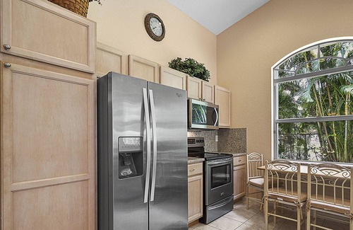 Jog Road House | In Gated Community in West Delray 3 Miles West of Beach - 5 Months Minimum term