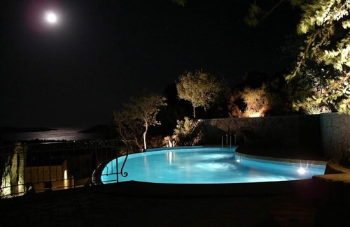 Ortakent Villa | in 'House Beautiful', secluded pool and terraces, sauna; sea 900 mtr, golf 30 km