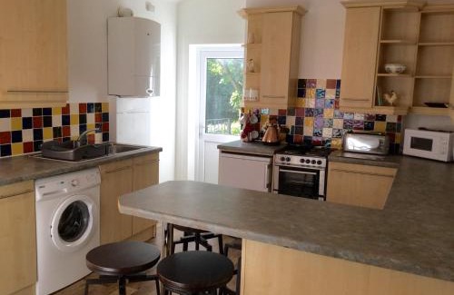 Castle Douglas House | In House Garden Flat