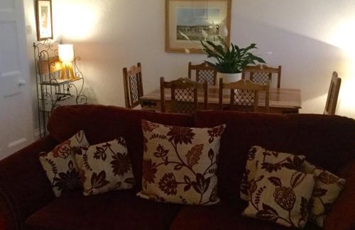 Castle Douglas House | In House Garden Flat