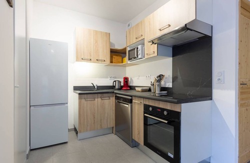 Peyragudes Apartment | In Loudenvielle, modern apt, near cable car, parking, wifi