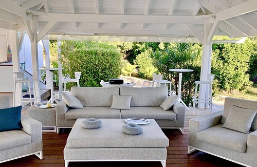 Les Terres Basses House | In the prestigious secure domain of Terres Basses.