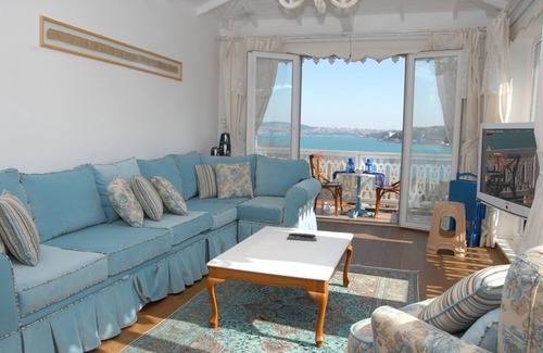 Sariyer House | In natural life, quiet, calm and comfort