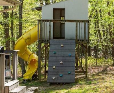 Massanutten Apartment | In Resort Game Room - The Play House 5BR