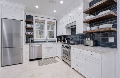 Seaside House | In Seaside, gulf views, 3BR, private driveway and electric vehicle charger!