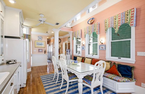 Seaside Cottage | In Seaside Proper, 'Sealink', 4 Houses from Beach, Gulf View