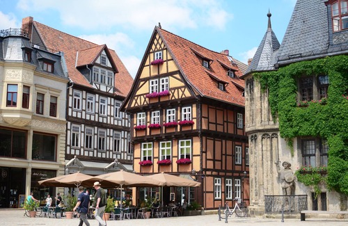Quedlinburg Apartment | In the center of Quedlinburg, quiet and with a view of the garden and parking space