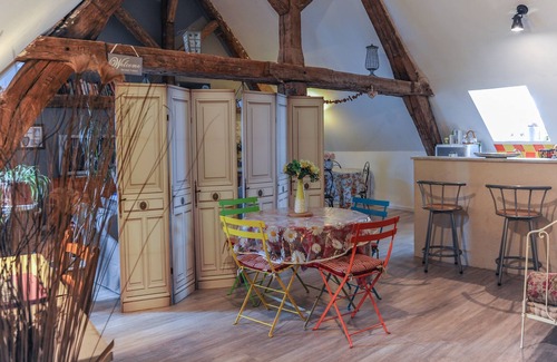 Beaugency Apartment | In the city center of the medieval town of Beaugency