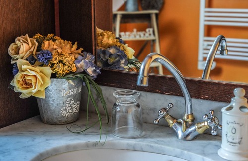 Beaugency Apartment | In the city center of the medieval town of Beaugency