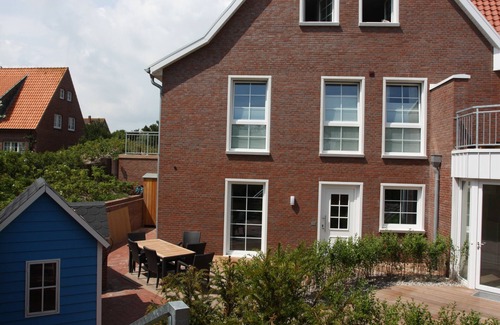 Juist Apartment | IN THE DUNES OF JUIST, WHERE REST IS A NOISE